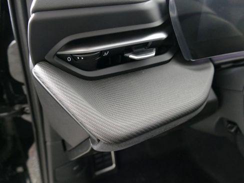 New 2026 Audi SQ5 Premium Plus image 17