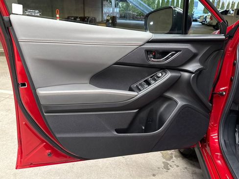 Used 2024 Subaru Crosstrek 2.5i Limited w/ Crosstrek Mirror Package image 13