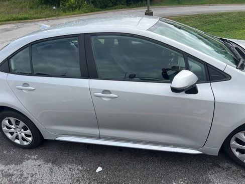 Used 2024 Toyota Corolla LE FWD image 9