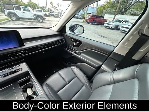 Used 2026 Lincoln Aviator 2WD w/ Jet Appearance Package image 11