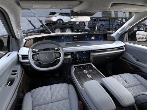 New 2026 Lincoln Navigator L Black Label AWD/4WD image 9