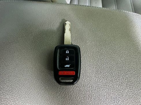 Used 2017 Honda CR-V LX image 38