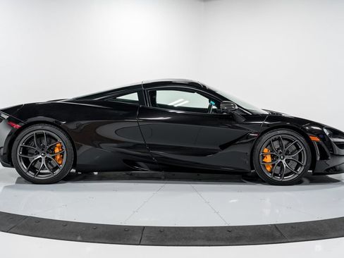 Used 2020 McLaren 720S Performance RWD image 2