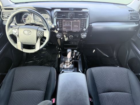 Used 2022 Toyota 4Runner TRD Off-Road image 3