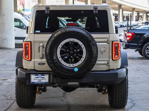 New 2025 Ford Bronco Outer Banks w/ Sasquatch Package image 5