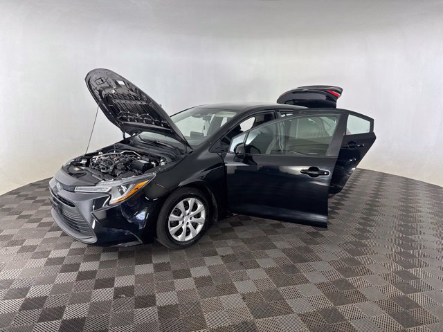 Used 2024 Toyota Corolla LE FWD image 10