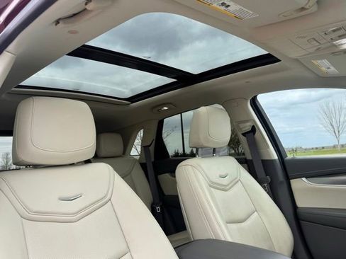 Used 2017 Cadillac XT5 Premium Luxury AWD/4WD image 27