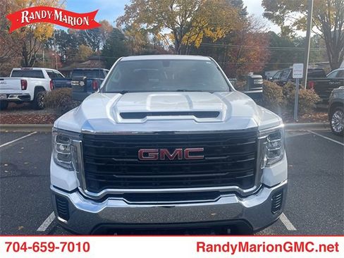 Used 2023 GMC Sierra 2500 Pro w/ Convenience Package image 2
