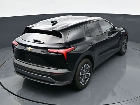 Used 2025 Chevrolet Blazer EV LT FWD image 32