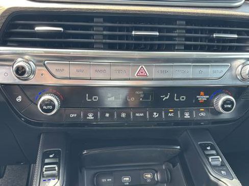 Used 2020 Kia Telluride EX w/ EX Premium Package AWD/4WD image 16