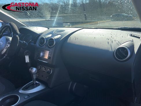 Used 2012 Nissan Rogue SV w/ Premium Pkg image 39
