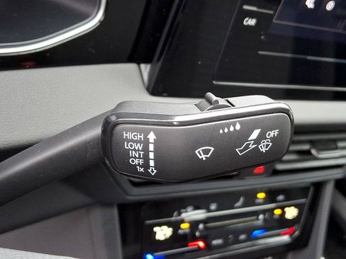 Certified 2025 Volkswagen Jetta S image 21