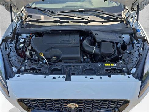 Certified 2024 Jaguar E-PACE R-Dynamic SE AWD/4WD image 30
