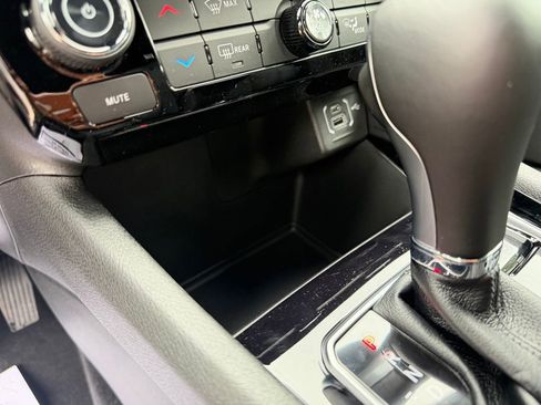 New 2026 Jeep Compass Latitude image 24