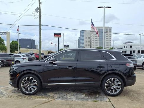 Used 2023 Lincoln Nautilus Reserve w/ Equipment Group 201A FWD image 24