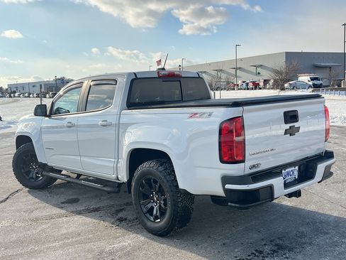 Used 2017 Chevrolet Colorado Z71 image 2