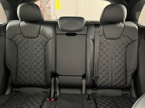 Used 2018 Audi SQ5 Premium Plus w/ Navigation Package image 23