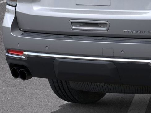 New 2026 Chevrolet Suburban Premier image 14