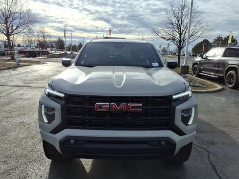 New 2026 GMC Canyon Elevation w/ Convenience Package image 12