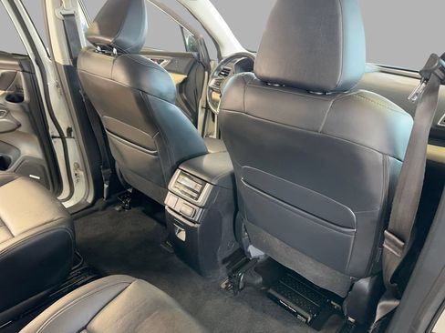 Used 2022 Subaru Ascent Limited w/ Technology Package AWD/4WD image 19