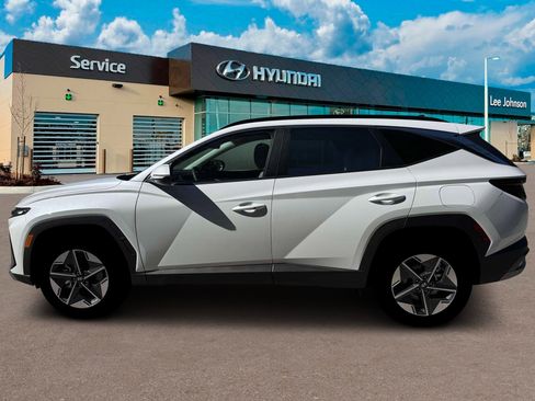 New 2026 Hyundai Tucson SEL image 3