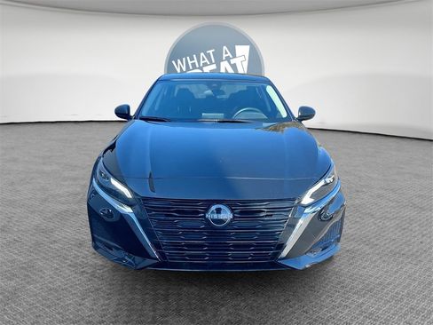 Certified 2025 Nissan Altima 2.5 S image 9