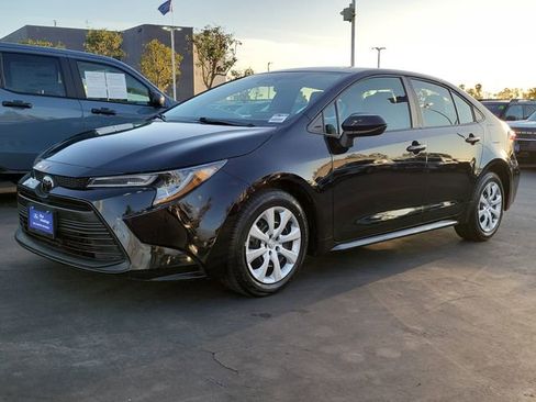 Used 2024 Toyota Corolla LE image 24