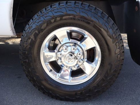 Used 2005 Dodge Ram 2500 Truck SLT image 40