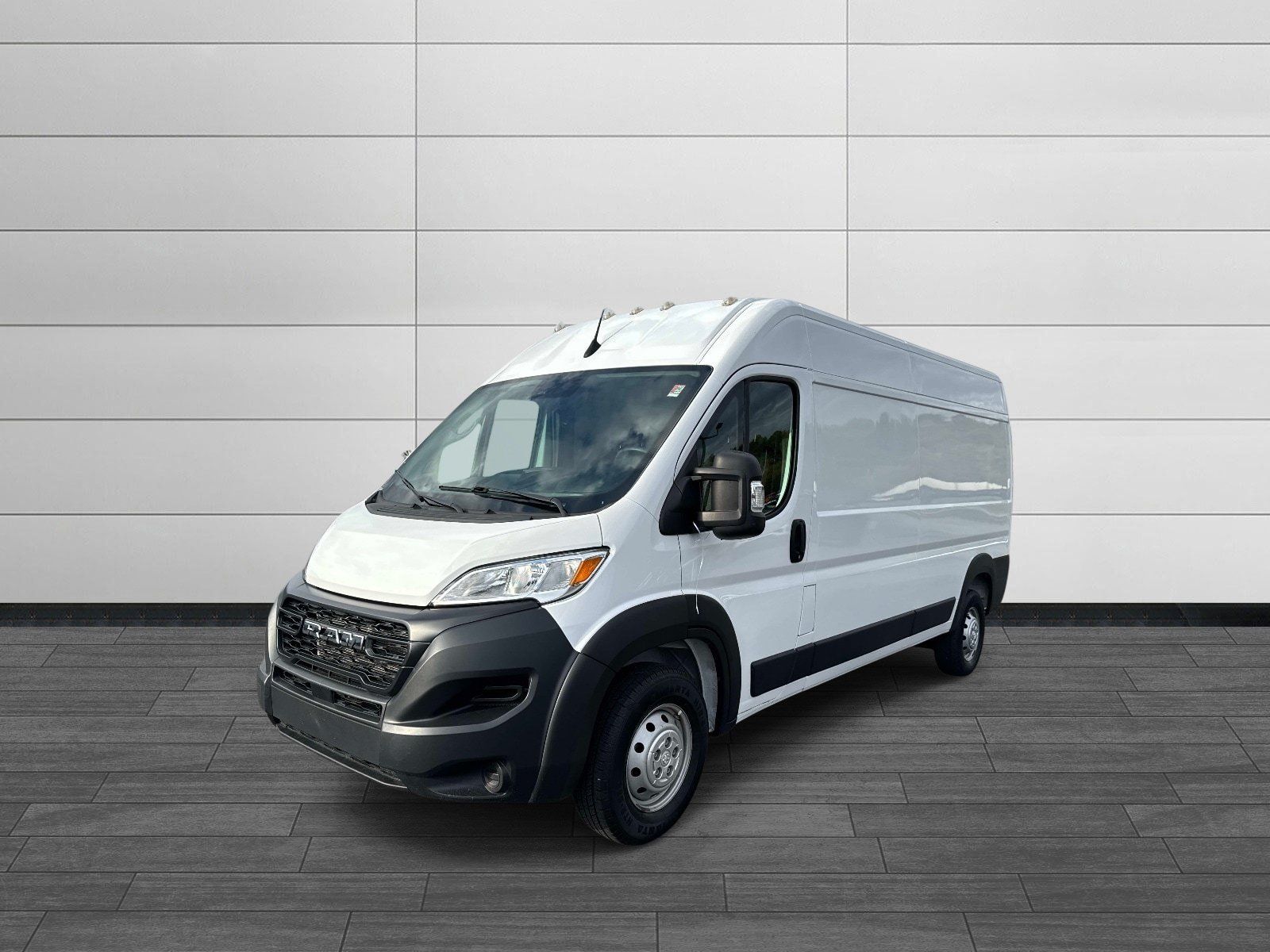 Used 2023 RAM ProMaster 2500 FWD image 7