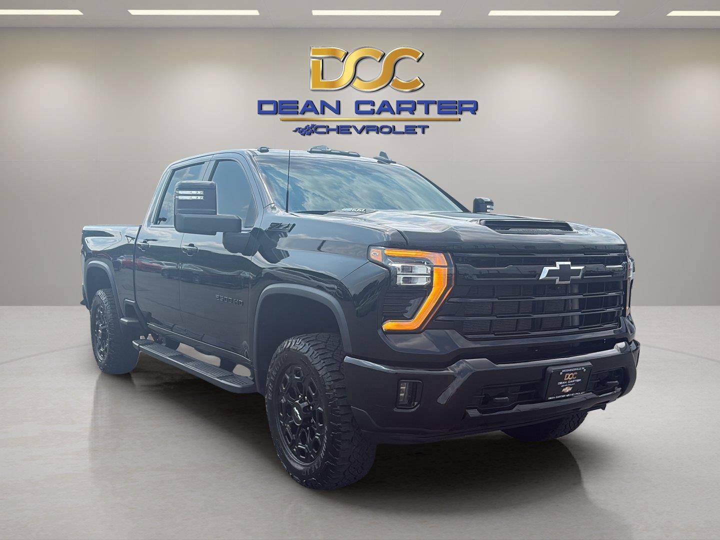 Certified 2024 Chevrolet Silverado 2500 LT w/ Midnight Edition AWD/4WD image 7