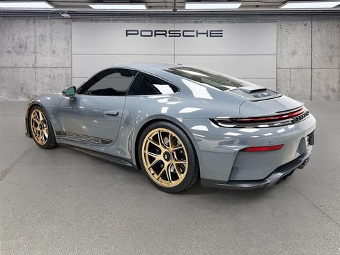 Certified 2026 Porsche 911 GT3 RWD image 3