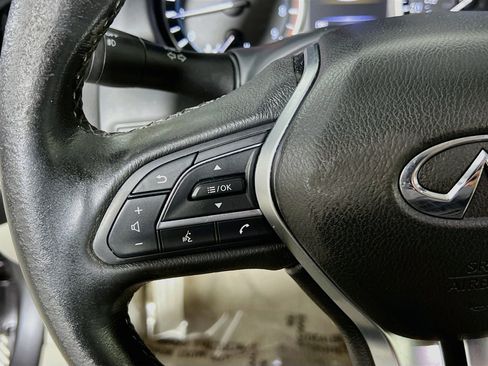 Used 2018 INFINITI Q50 Luxe RWD image 19
