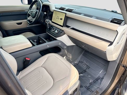 Used 2022 Land Rover Defender 110 XS Edition image 14