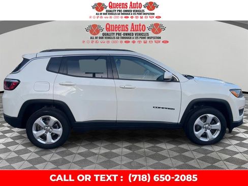 Used 2020 Jeep Compass Latitude AWD/4WD image 8