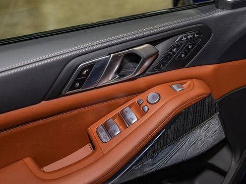 New 2026 BMW ALPINA XB7 AWD/4WD image 14