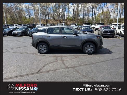 Used 2026 Nissan Kicks S w/ Charging Package FWD image 6