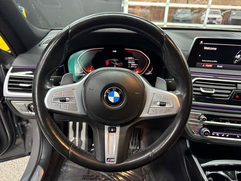 Used 2020 BMW 750i xDrive w/ M Sport Package AWD/4WD image 26