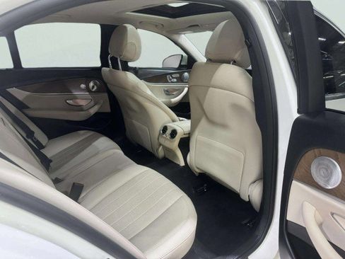 Used 2021 Mercedes-Benz E 350 Sedan image 35