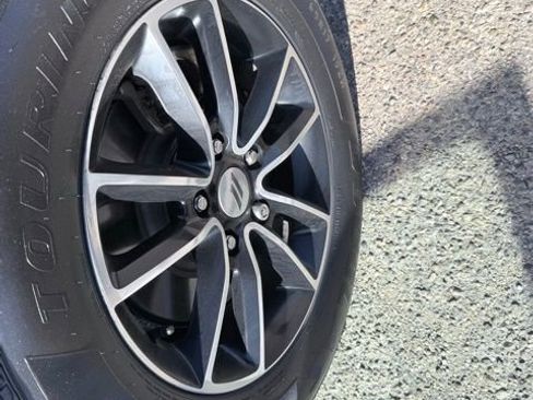 Used 2018 Dodge Journey SXT w/ Connectivity Group FWD image 17