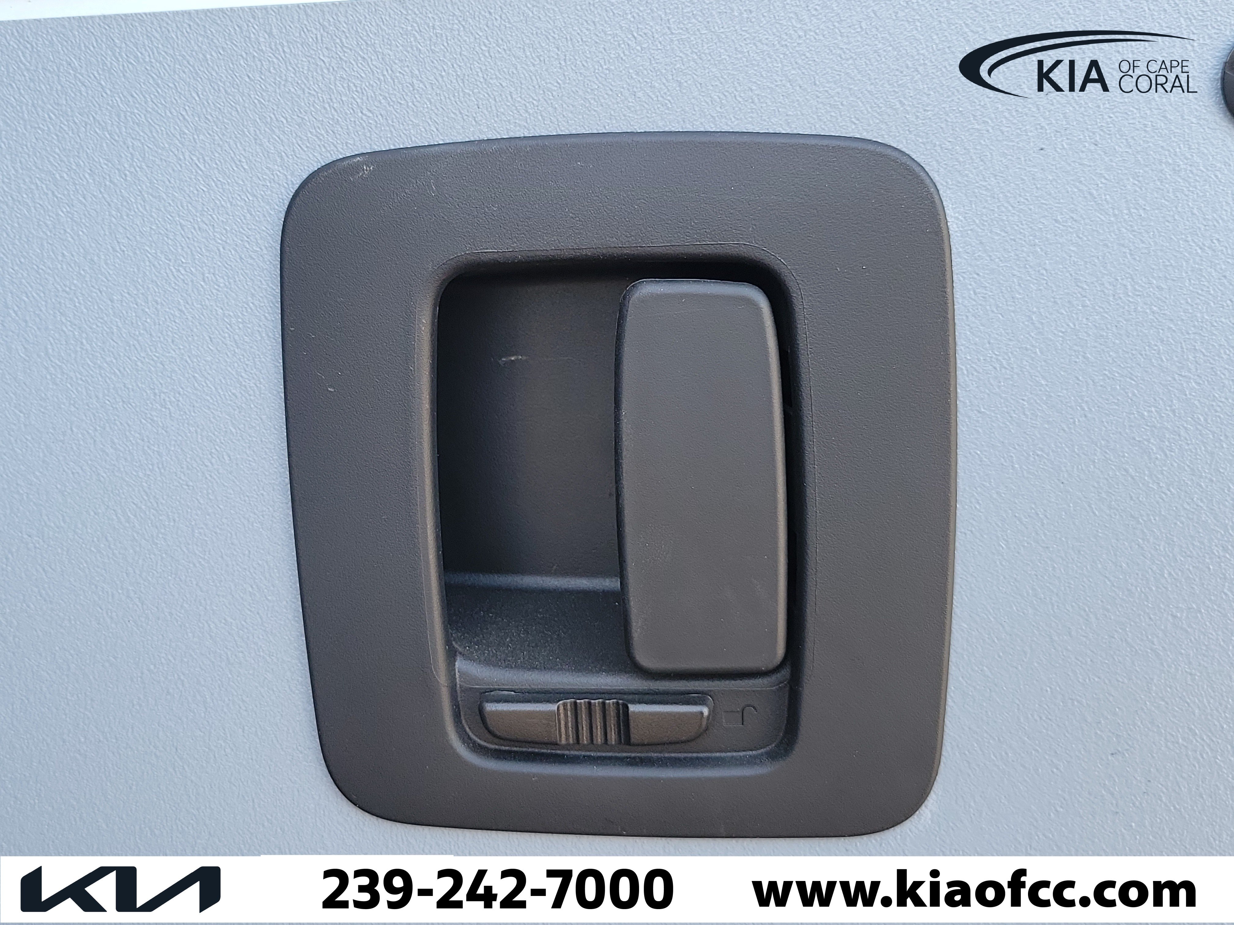 Used 2025 Mercedes-Benz Sprinter 2500 image 17