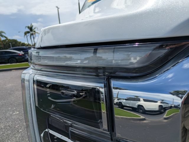 Used 2024 Ford F150 Lariat w/ FX4 Off-Road Package AWD/4WD image 9