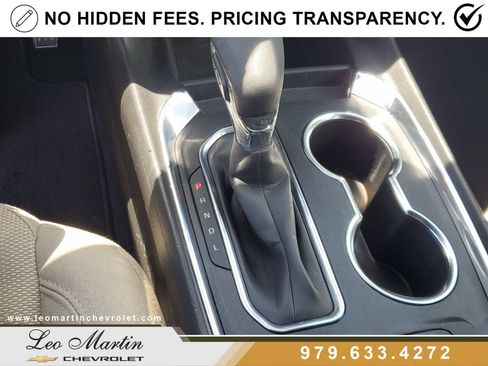 Used 2023 Chevrolet Traverse LS FWD image 27