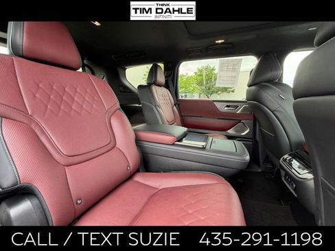 Used 2025 INFINITI QX80 Autograph w/ Autograph Exterior Package AWD/4WD image 14