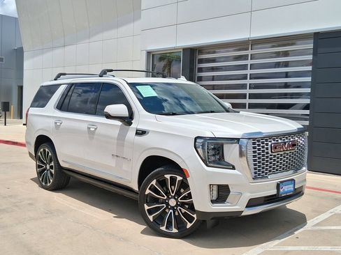 Used 2021 GMC Yukon Denali w/ Denali Premium Package RWD image 1