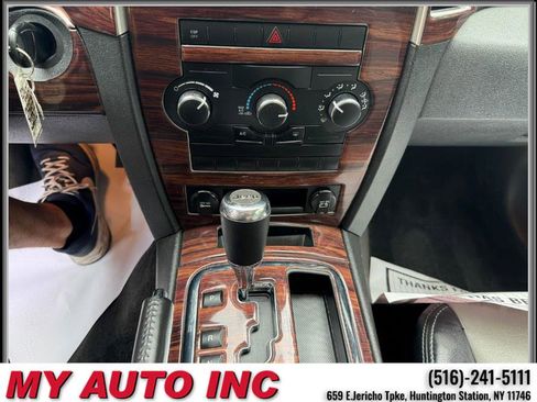 Used 2010 Jeep Grand Cherokee Laredo image 17