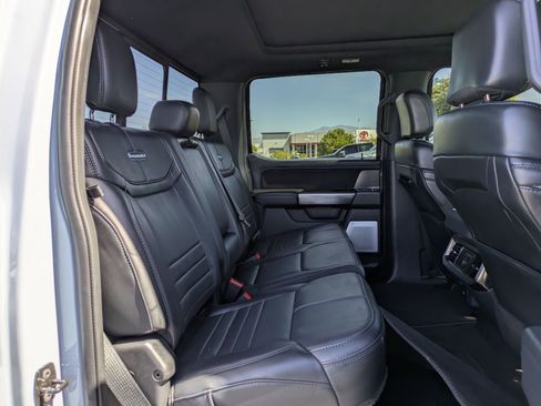 Used 2026 Ford F450 Platinum w/ FX4 Off-Road Package AWD/4WD image 31