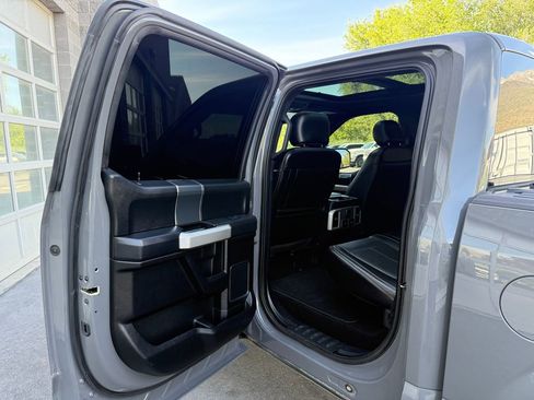 Used 2018 Ford F150 Lariat w/ Equipment Group 502A Luxury AWD/4WD image 35