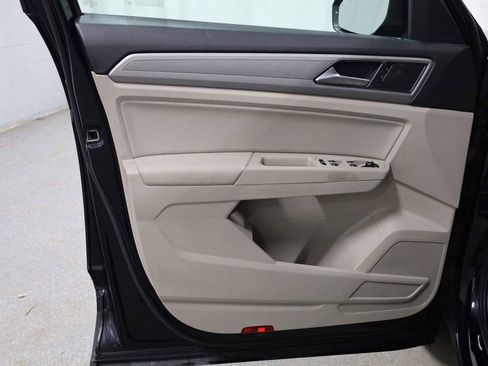 Used 2019 Volkswagen Atlas SE image 16