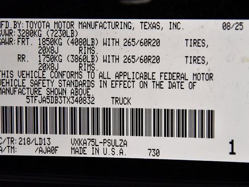 Used 2026 Toyota Tundra Limited AWD/4WD image 14
