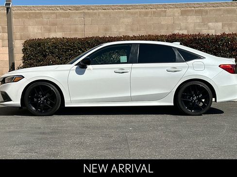 Used 2023 Honda Civic Sport image 7